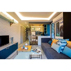 Ava Center Aparthotel